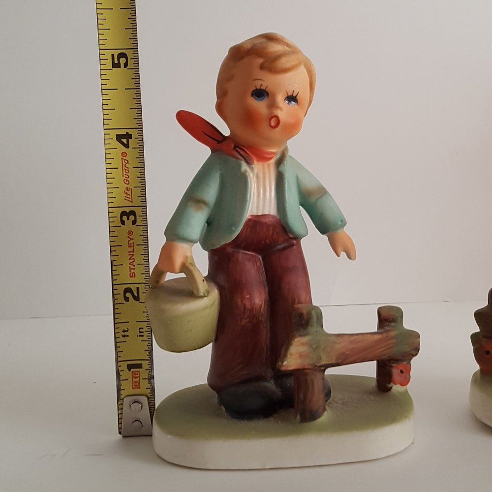 Collectible Figurines Boy with Basket & Girl with Basket Unknown - Picture 11 of 12